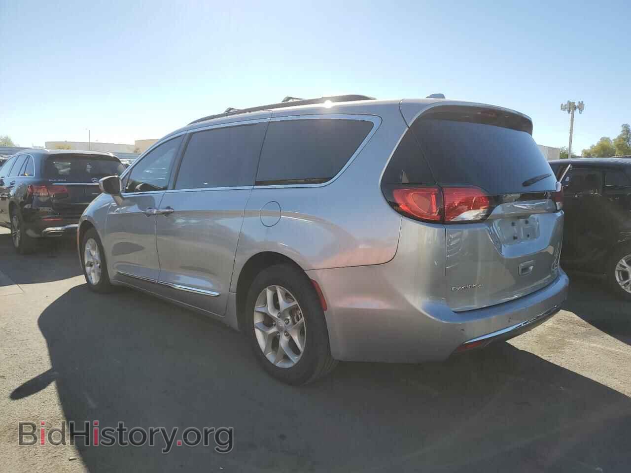 2017 CHRYSLER PACIFICA - VIN: 2C4RC1BG8HR668399 - Photo 2