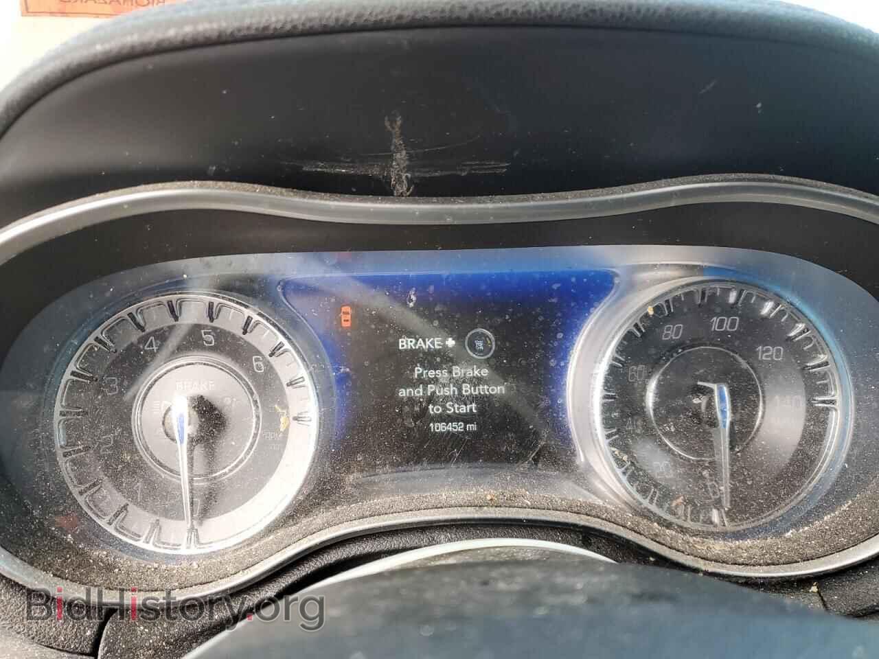 2021 CHRYSLER 300 - VIN: 2C3CCAAG6MH657588 - Фото 9