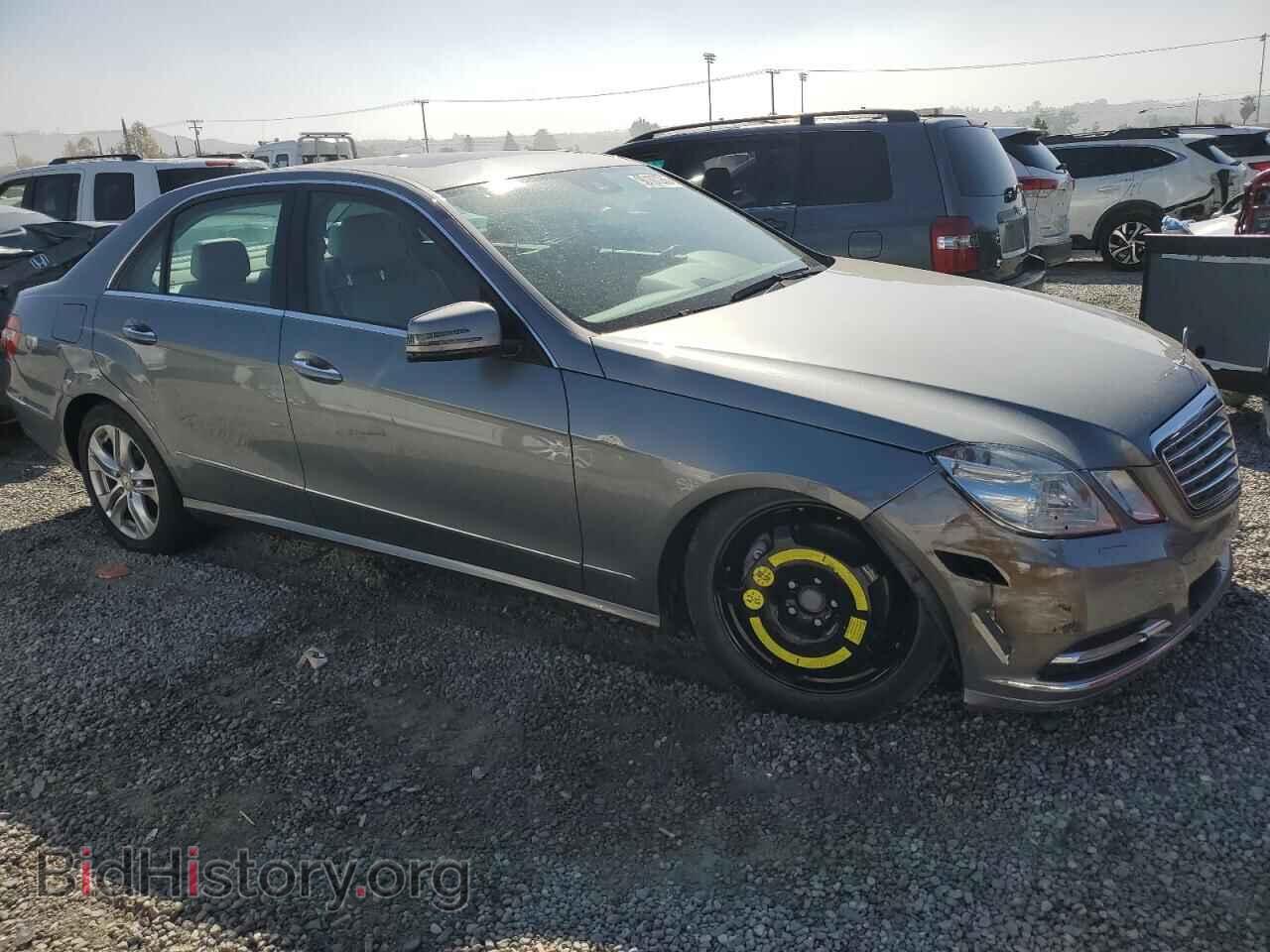 2011 MERCEDES-BENZ E-CLASS - VIN: WDDHF7CB2BA420112 - Photo 4