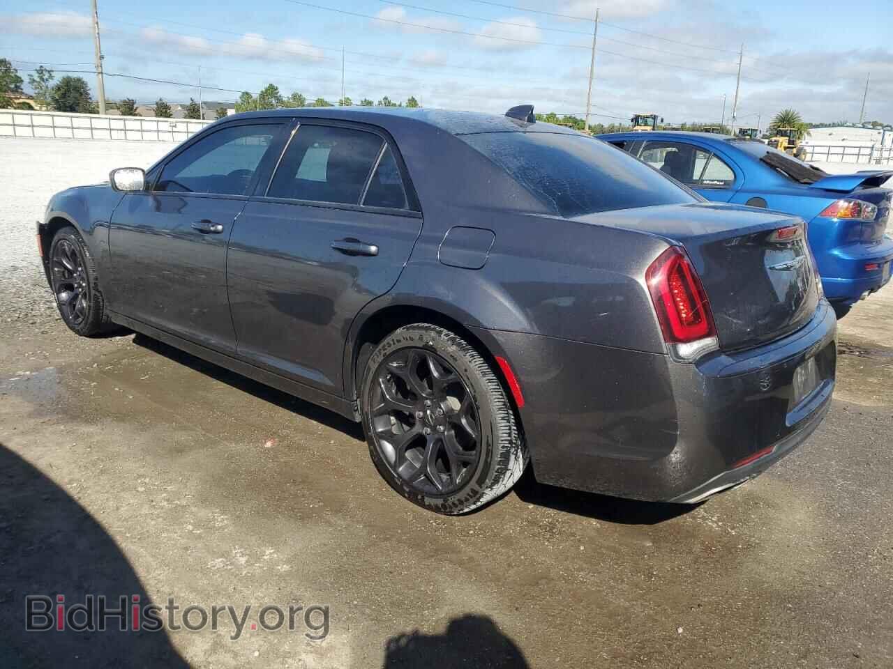 2019 CHRYSLER 300 - VIN: 2C3CCAAG6KH612213 - Photo 2