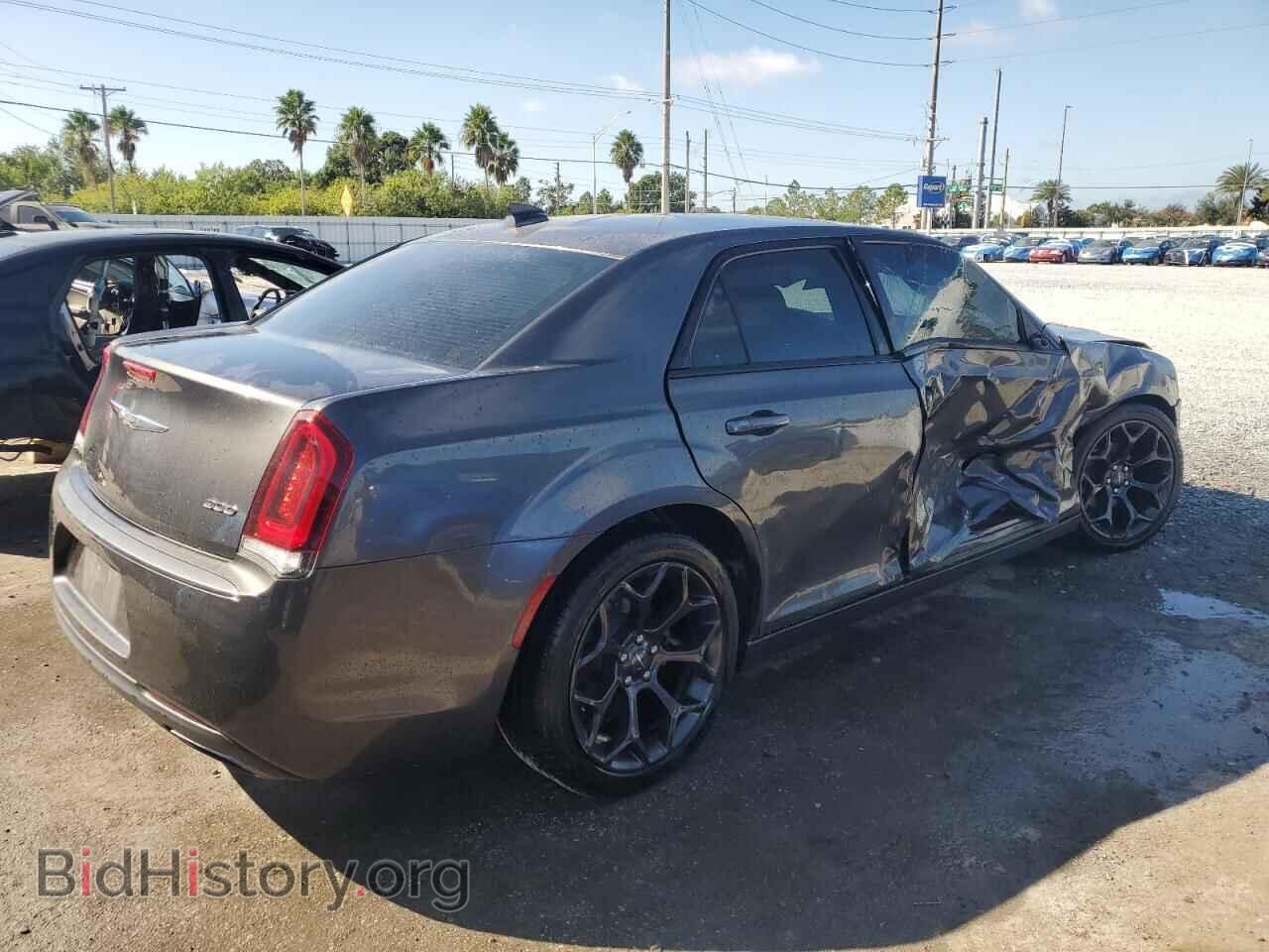 2019 CHRYSLER 300 - VIN: 2C3CCAAG6KH612213 - Photo 3