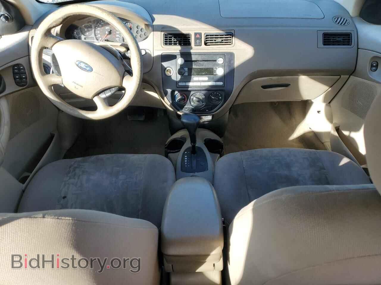 2005 FORD FOCUS - VIN: 1FAFP34N45W294381 - Фото 8
