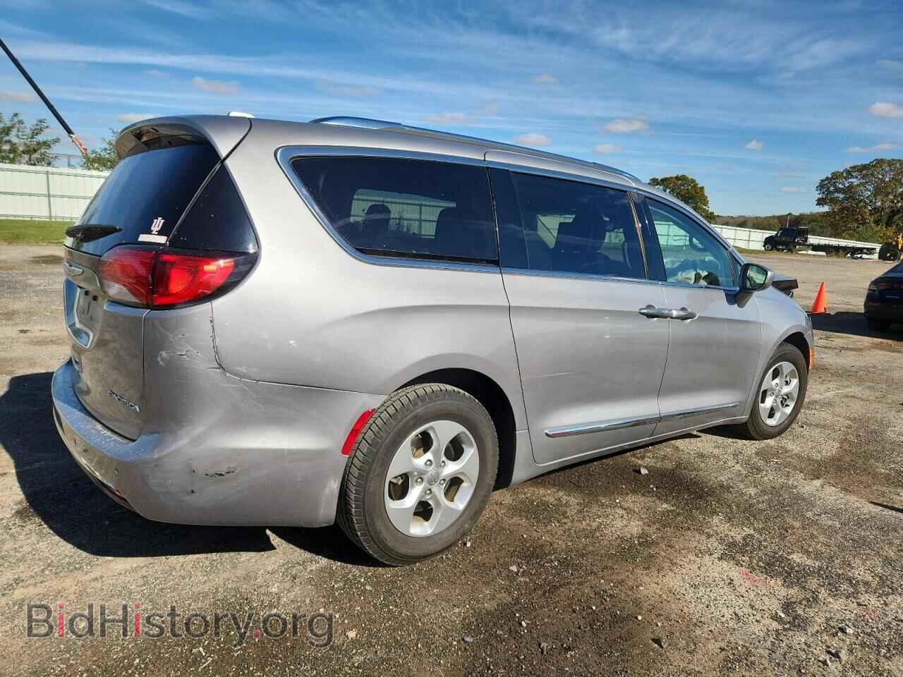2017 CHRYSLER PACIFICA - VIN: 2C4RC1EG2HR840079 - Фото 3