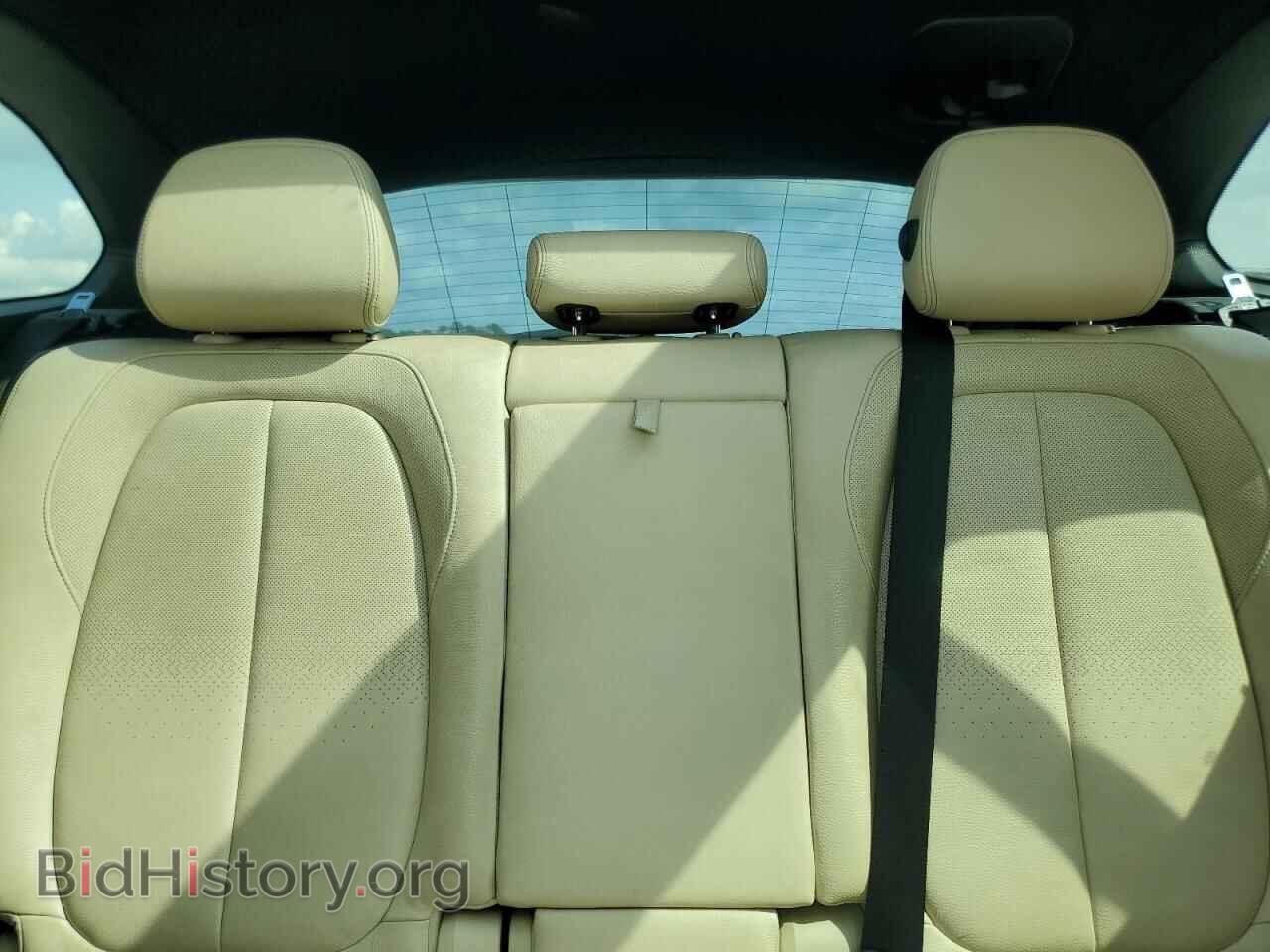 2016 BMW X1 - VIN: WBXHT3C38GP881472 - Фото 10