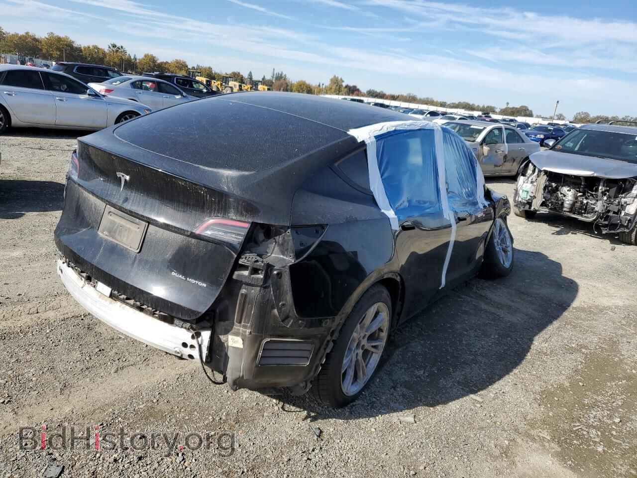 2023 TESLA MODEL Y - VIN: 7SAYGDEE7PF748608 - Photo 3