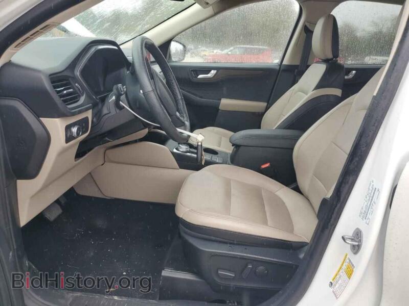 2020 Ford ESCAPE (VIN 1FMCU9J95LUC32797) — photo 7 of 15