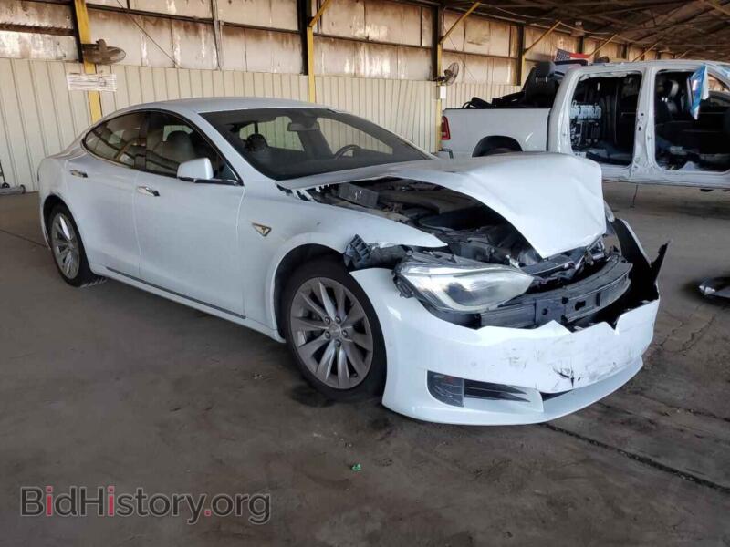 2016 Tesla MODEL S (VIN 5YJSA1E14GF157751) — фото 4 из 12