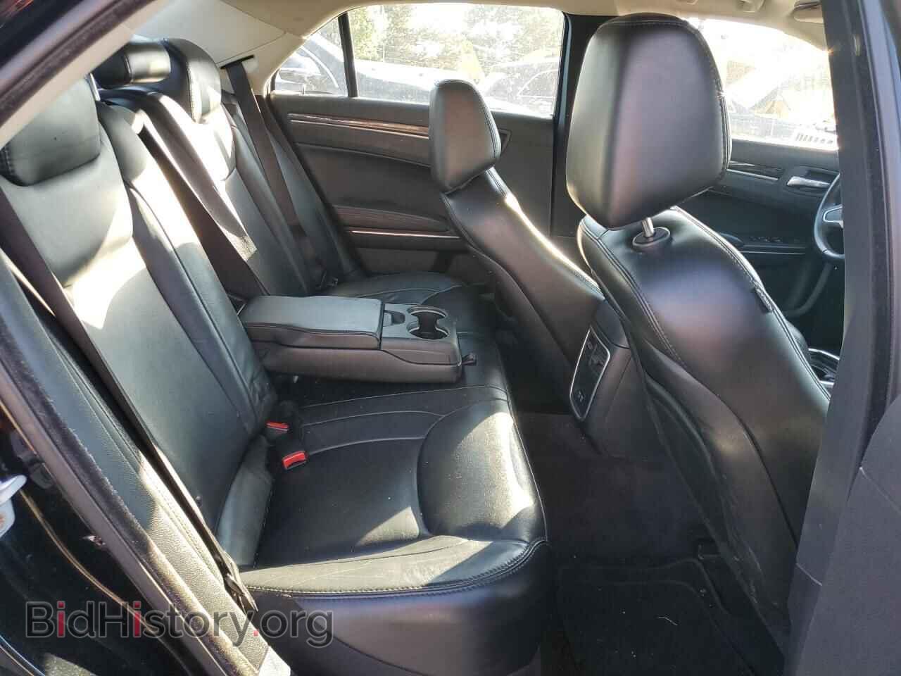 2017 CHRYSLER 300 - VIN: 2C3CCAAG7HH593812 - Фото 10