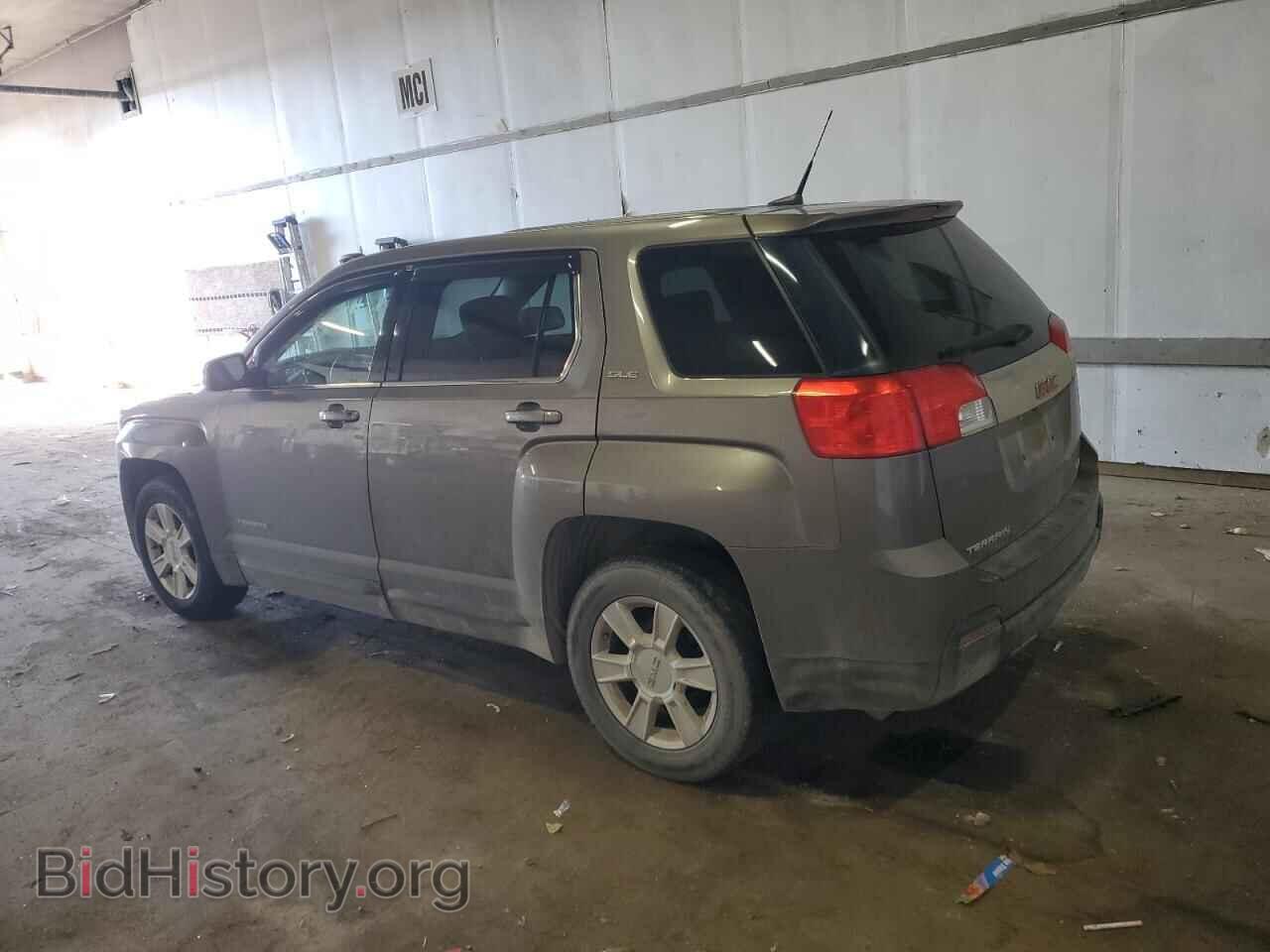 2011 GMC TERRAIN - VIN: 2CTFLREC1B6374592 - Photo 2