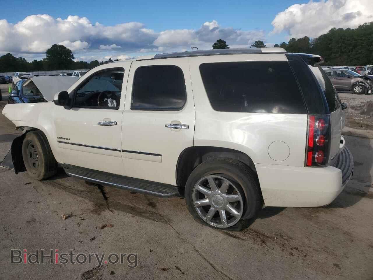 2014 GMC YUKON - VIN: 1GKS1EEF7ER141011 - Фото 2