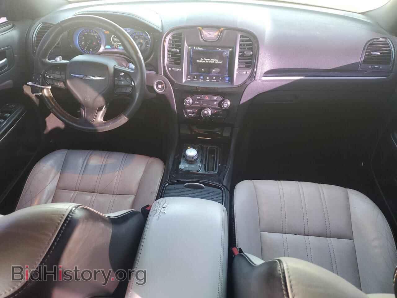 2018 CHRYSLER 300 - VIN: 2C3CCABG6JH159983 - Photo 8