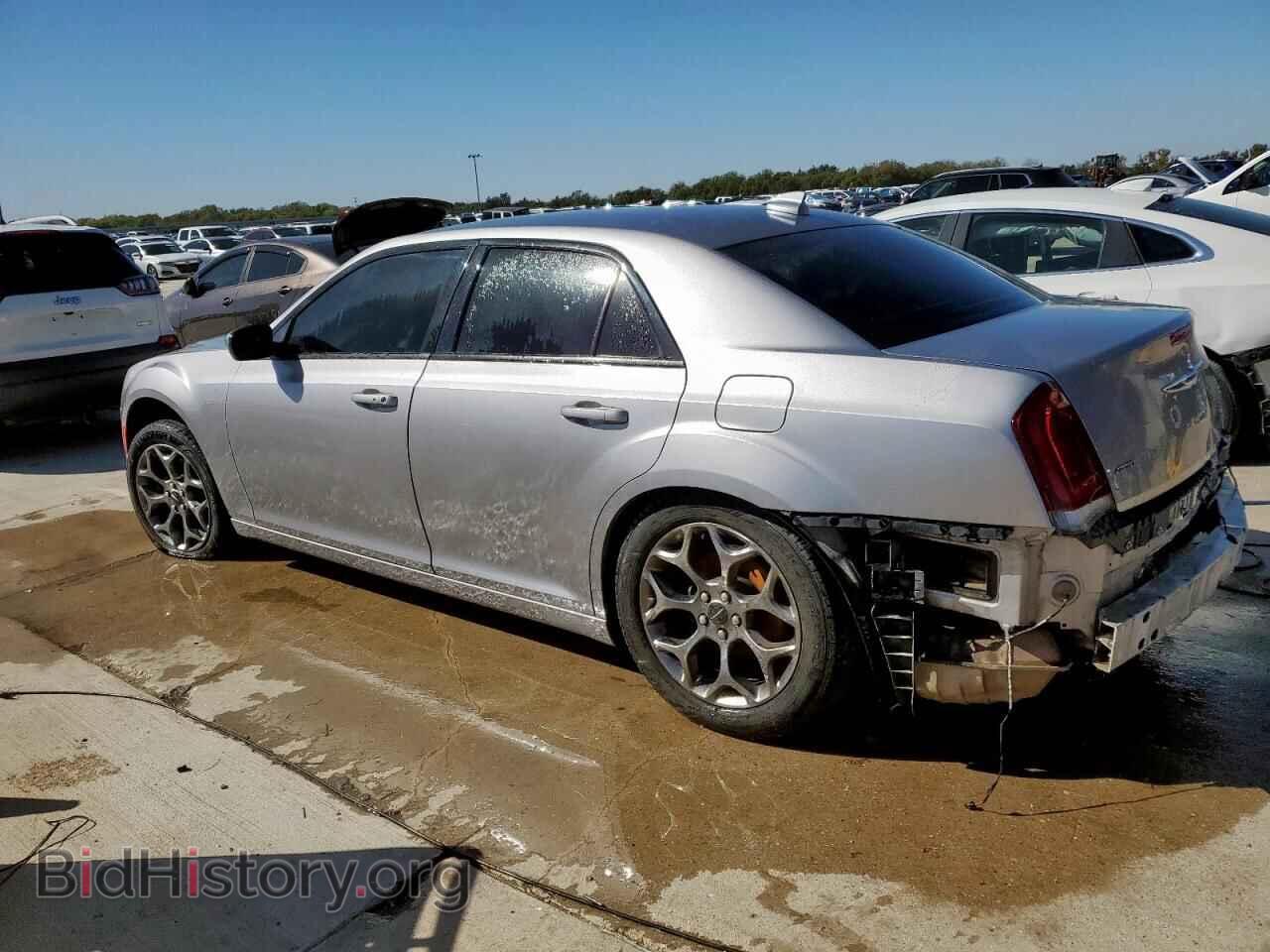 2016 CHRYSLER 300 - VIN: 2C3CCAGG0GH182645 - Фото 2
