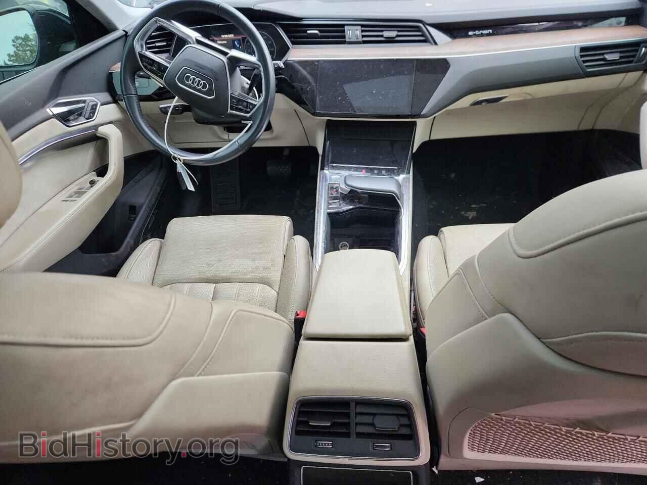 2019 AUDI E-TRON - VIN: WA1VAAGE4KB011224 - Фото 8