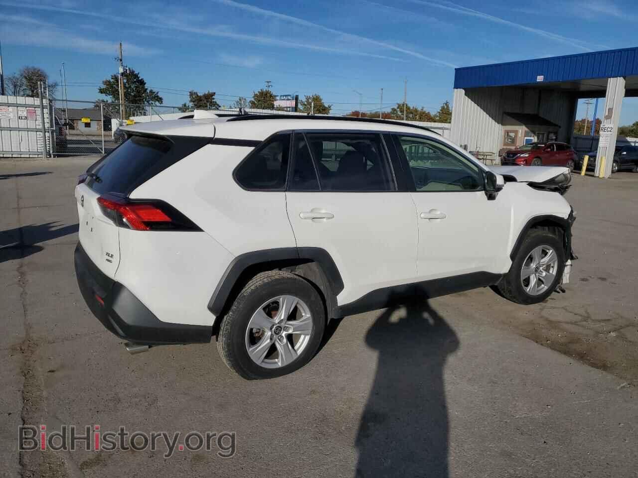 2020 TOYOTA RAV4 - VIN: JTMP1RFV0LD047819 - Фото 3