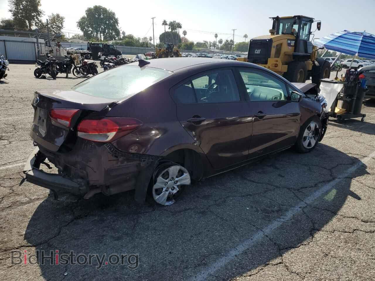 2017 KIA FORTE - VIN: 3KPFK4A76HE115468 - Фото 3