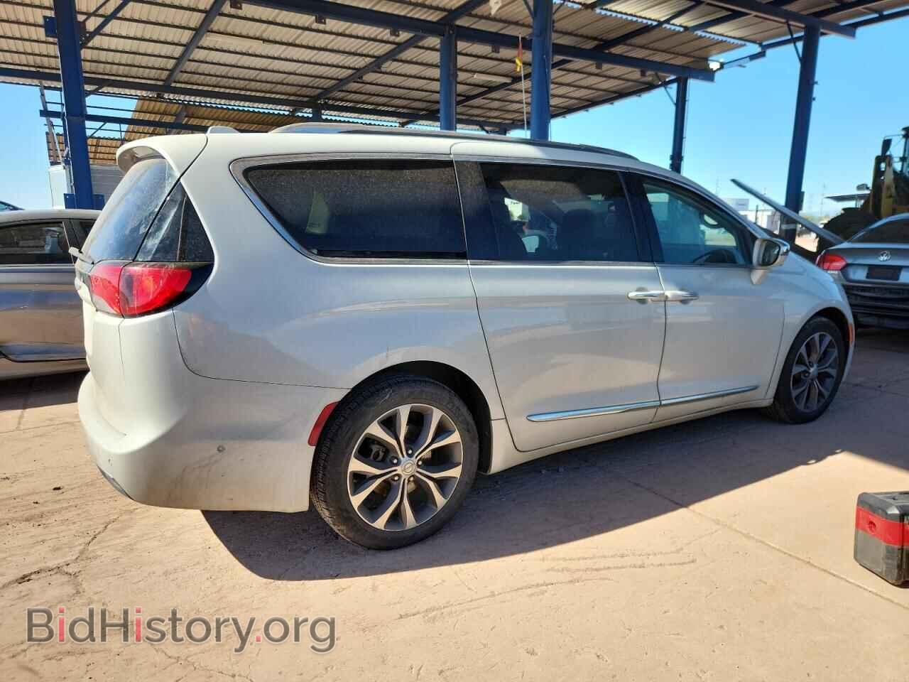 2017 CHRYSLER PACIFICA - VIN: 2C4RC1GGXHR587378 - Фото 3
