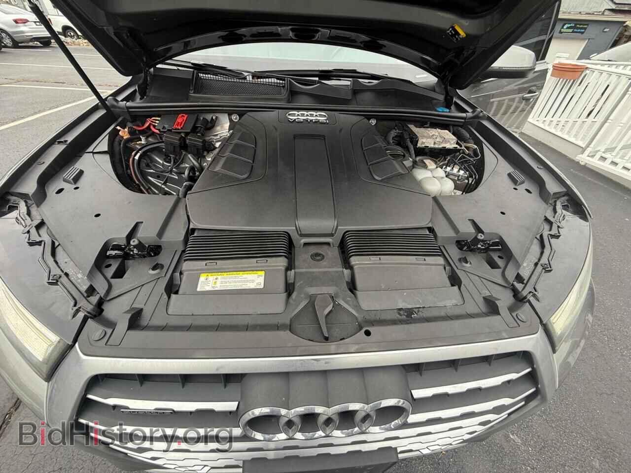 2017 AUDI Q7 - VIN: WA1AAAF70HD055784 - Фото 9