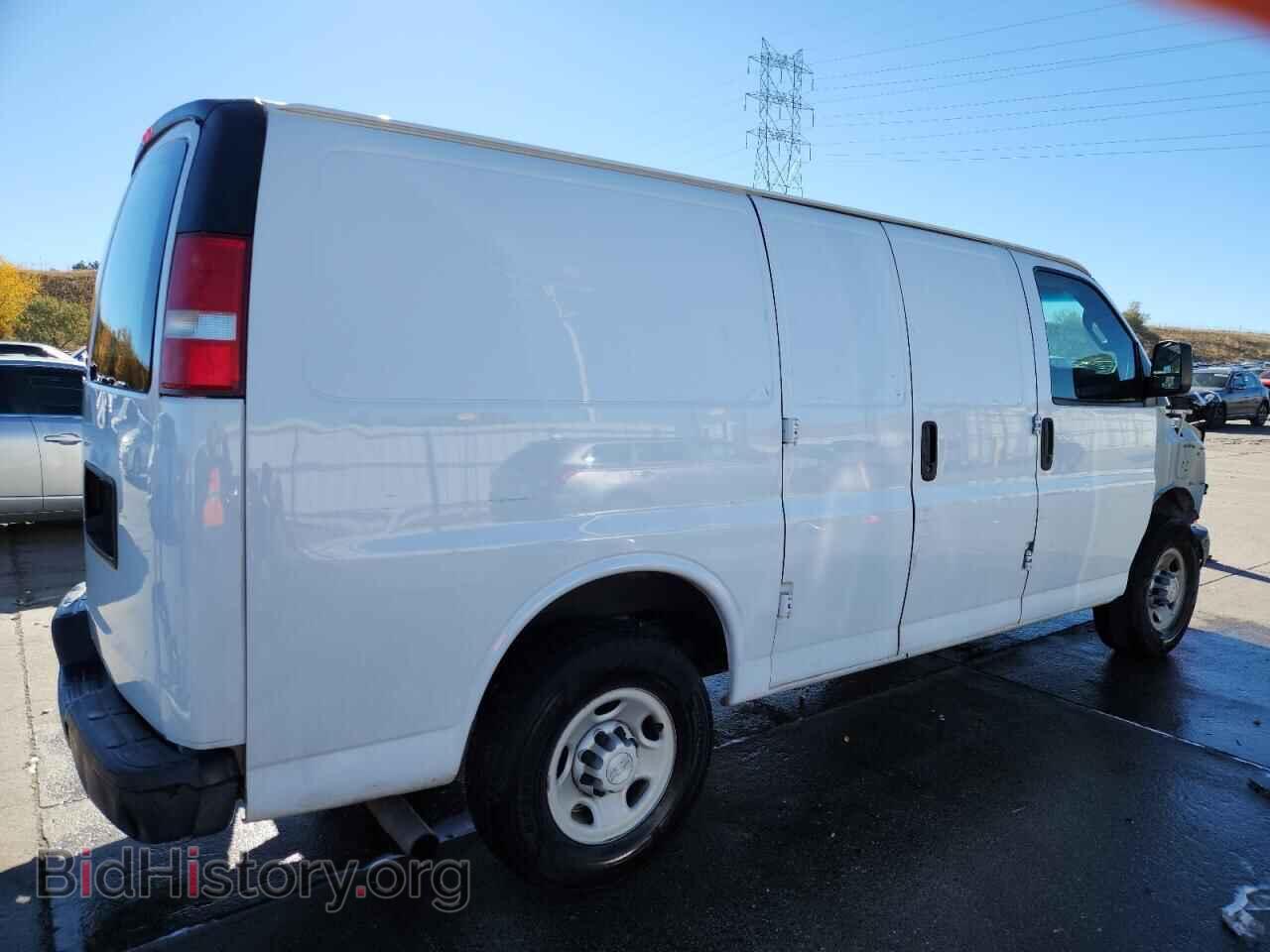2017 CHEVROLET EXPRESS - VIN: 1GCWGAFF6H1109642 - Фото 3
