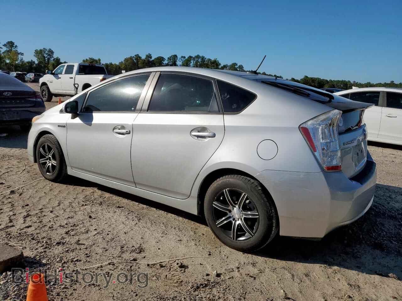 2011 TOYOTA PRIUS - VIN: JTDKN3DU0B1474875 - Фото 2