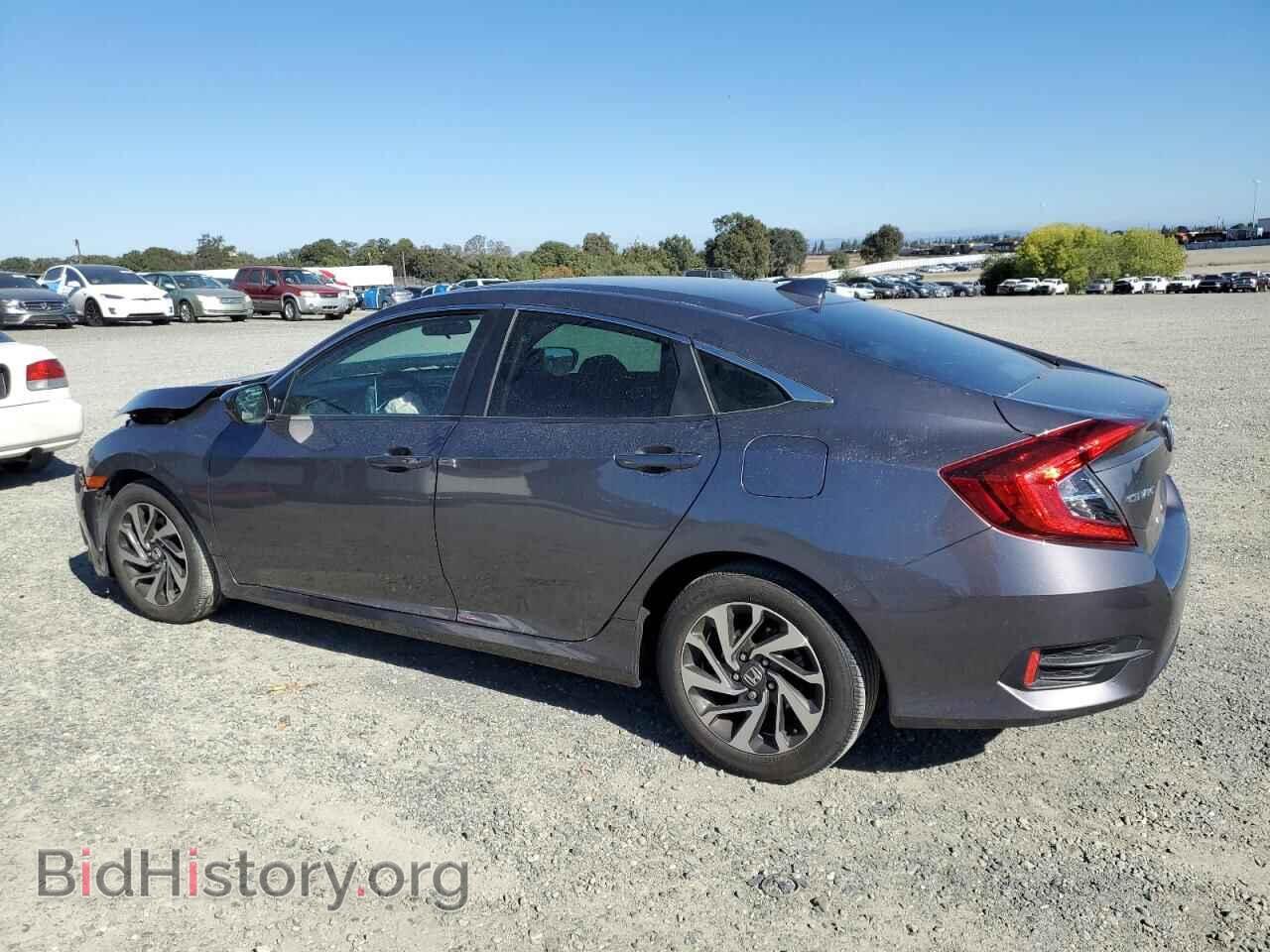 2018 HONDA CIVIC - VIN: 2HGFC2F72JH524668 - Фото 2