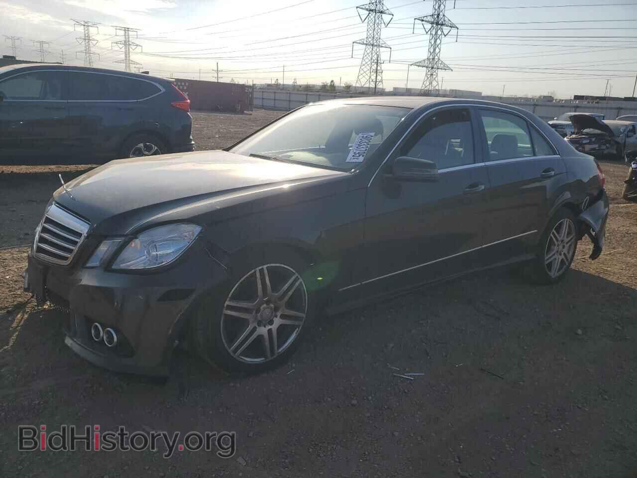 Photo WDDHF8HB8AA056436 - MERCEDES-BENZ E-CLASS 2010