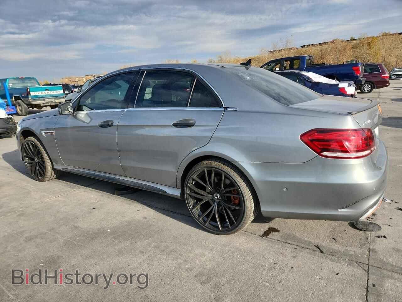 2014 MERCEDES-BENZ E-CLASS - VIN: WDDHF9BB2EA998261 - Фото 2