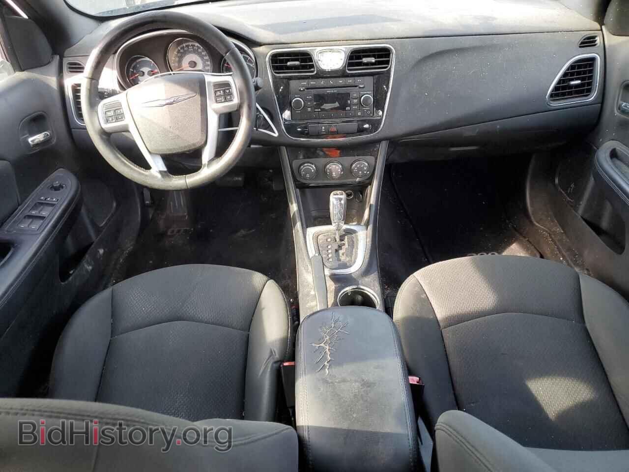 2011 CHRYSLER 200 - VIN: 1C3BC1FG2BN553060 - Фото 8