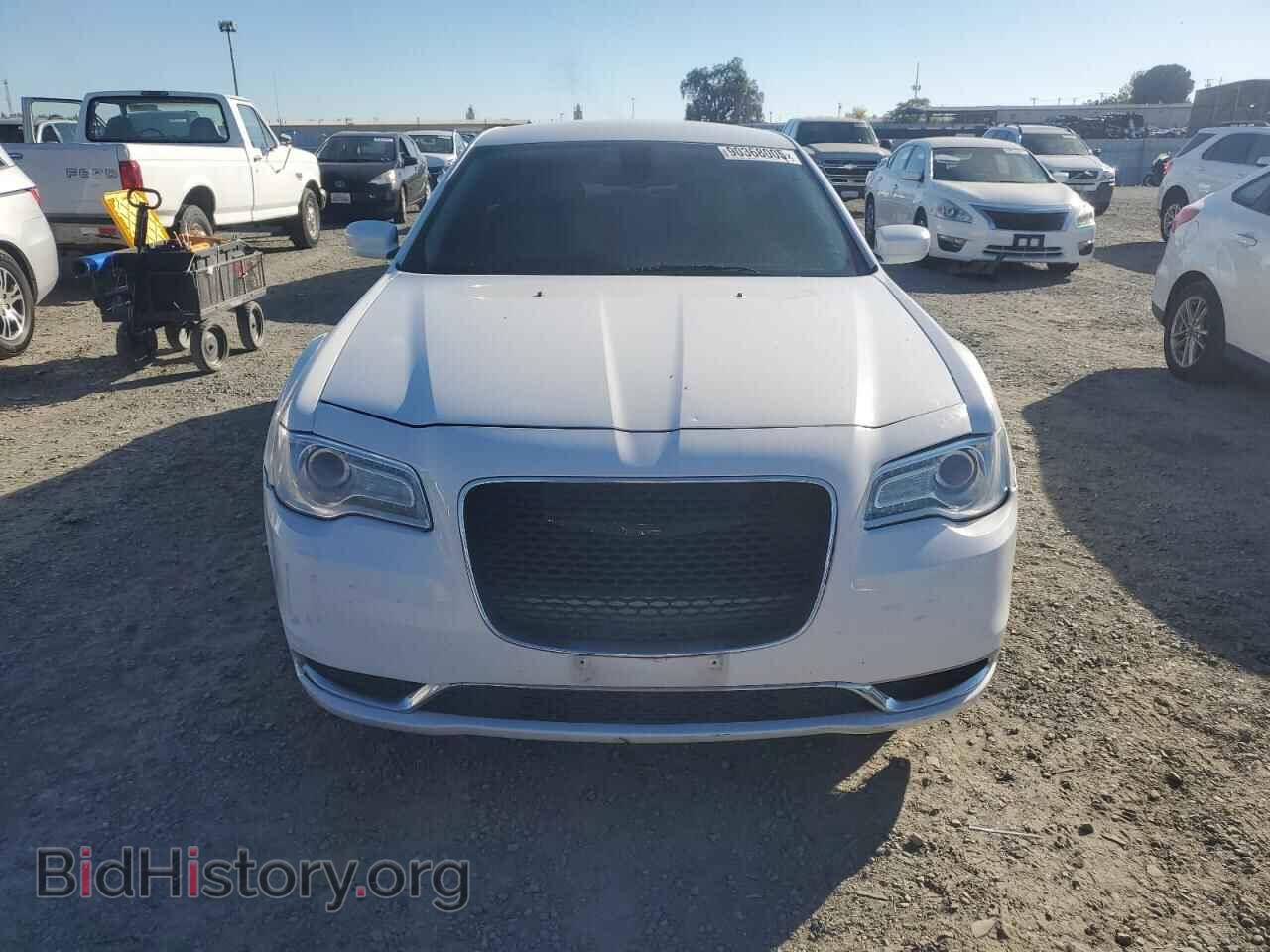 2015 CHRYSLER 300 - VIN: 2C3CCAAG5FH796548 - Фото 5