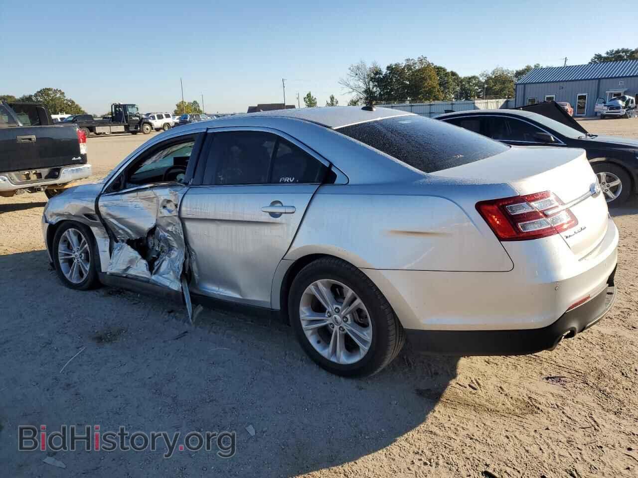 2018 FORD TAURUS - VIN: 1FAHP2E81JG112264 - Photo 2