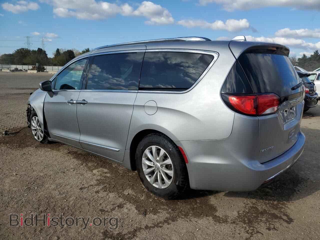 2018 CHRYSLER PACIFICA - VIN: 2C4RC1BG0JR210992 - Фото 2