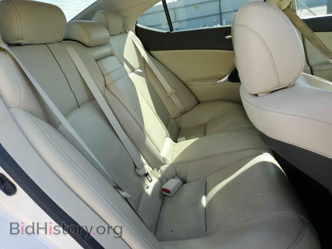 2010 LEXUS IS - VIN: JTHBF5C20A2096041 - Фото 10