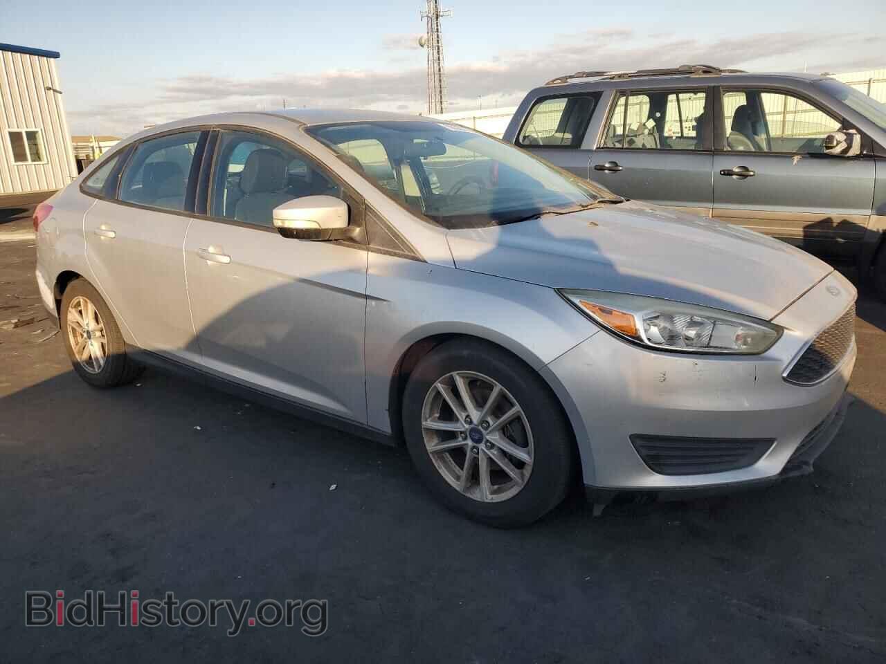 2017 FORD FOCUS - VIN: 1FADP3F2XHL285622 - Фото 4
