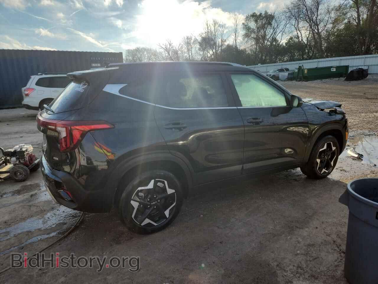2024 KIA SELTOS - VIN: KNDERCAA2R7630420 - Фото 3