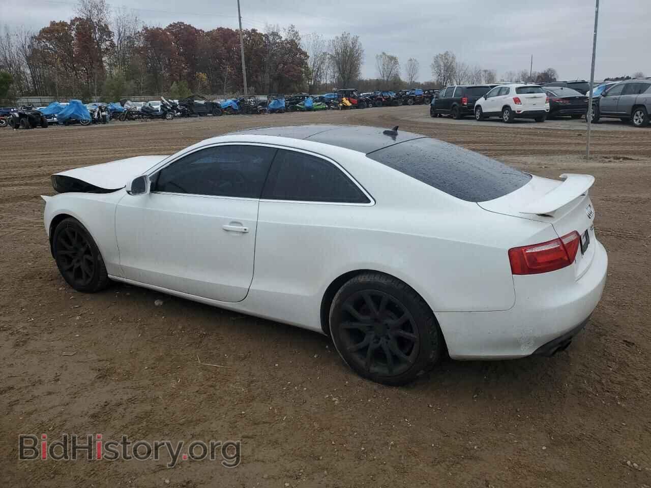2011 AUDI A5 - VIN: WAUCFAFR9BA037761 - Photo 2