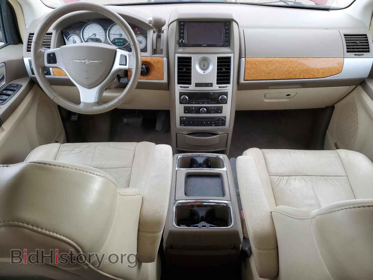 2010 CHRYSLER MINIVAN - VIN: 2A4RR6DX7AR318271 - Фото 8