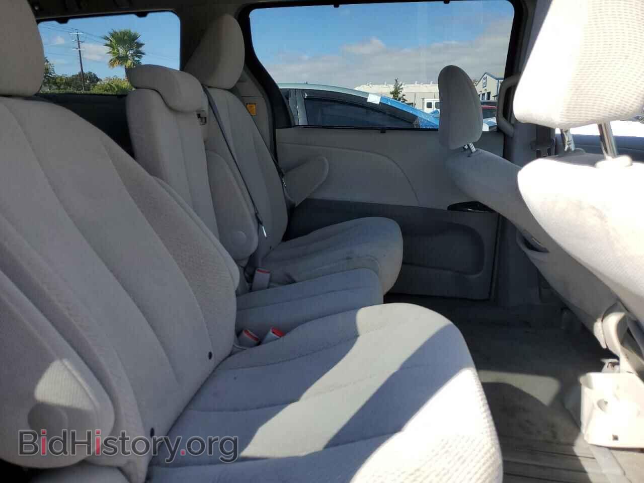 2011 TOYOTA All Models - VIN: 5TDKK3DC2BS137854 - Фото 11