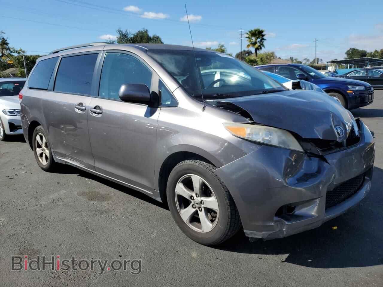 2011 TOYOTA All Models - VIN: 5TDKK3DC2BS137854 - Фото 4