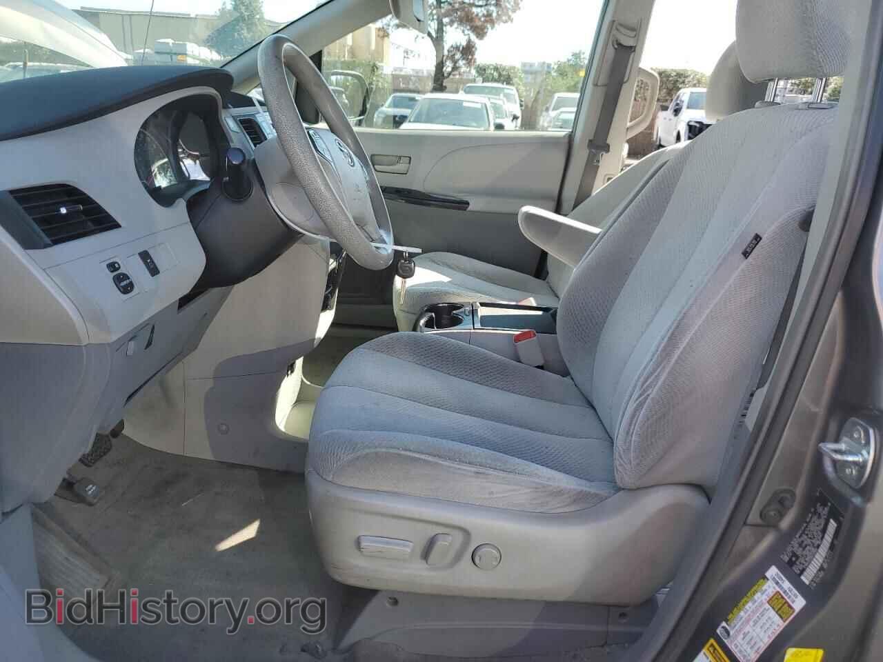 2011 TOYOTA All Models - VIN: 5TDKK3DC2BS137854 - Фото 7