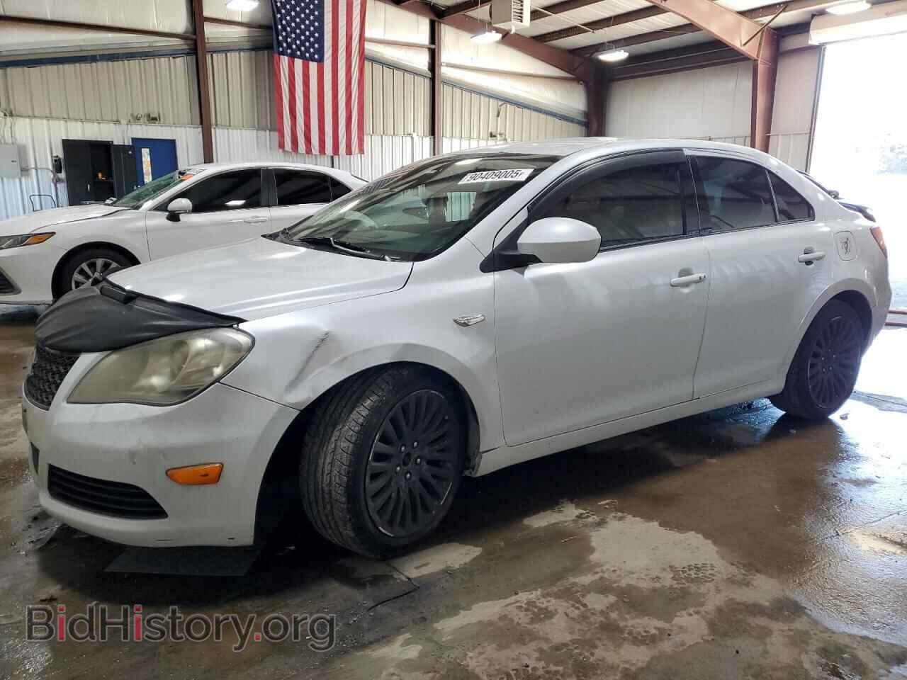 Photo JS2RF9A3XC6100827 - SUZUKI KIZASHI 2012