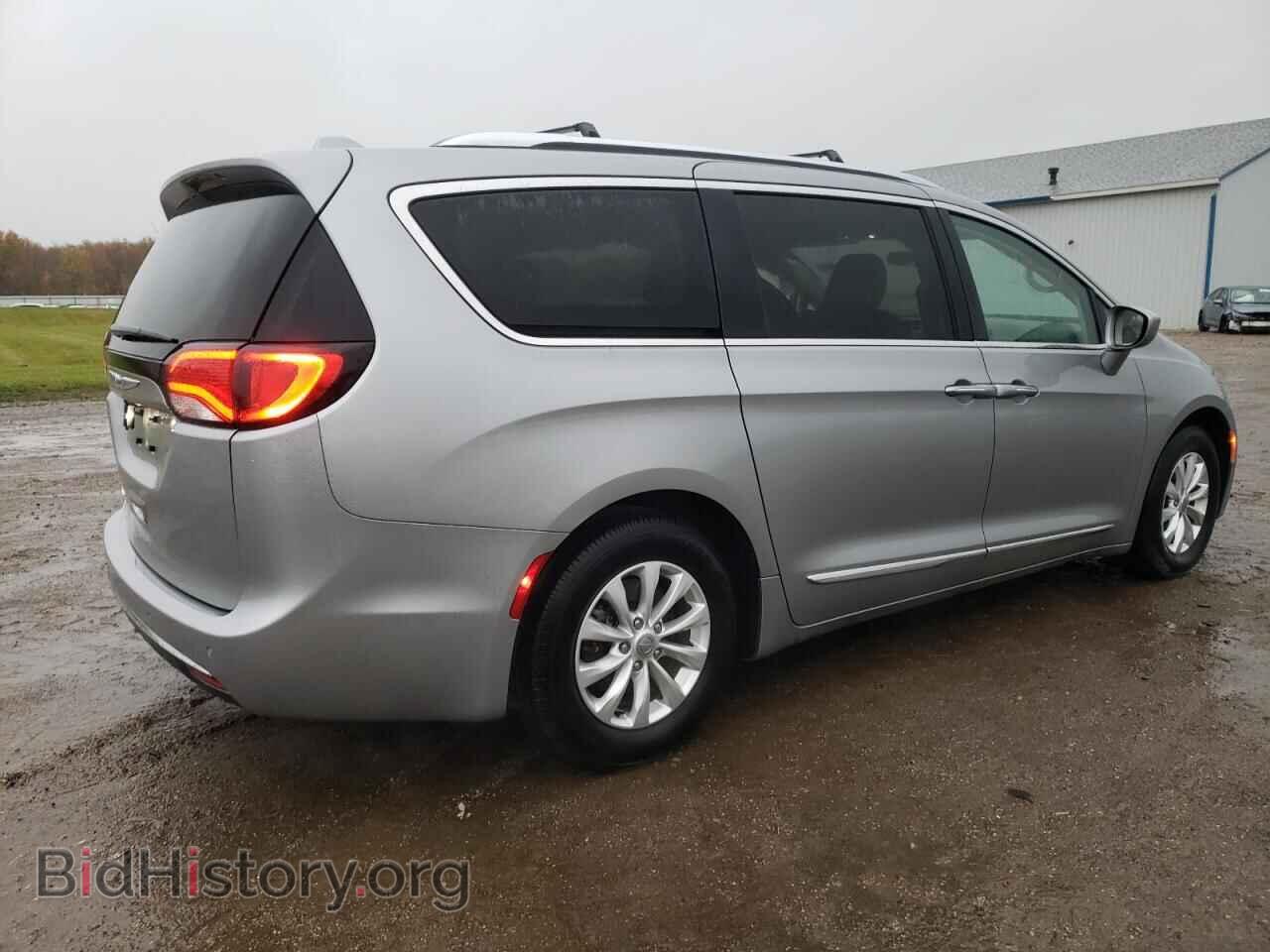 2018 CHRYSLER PACIFICA - VIN: 2C4RC1BG9JR354847 - Фото 3
