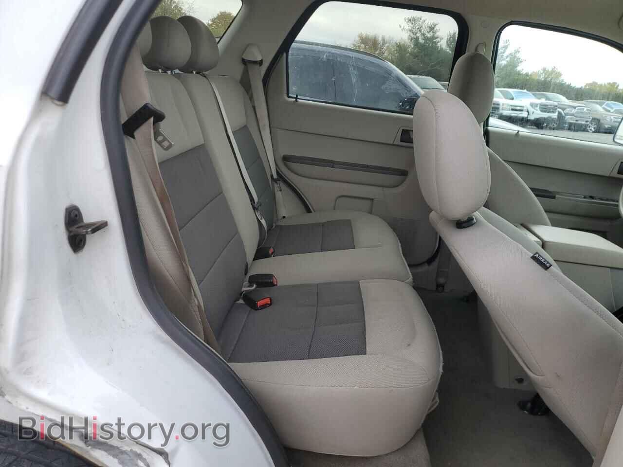 2008 FORD ESCAPE - VIN: 1FMCU93178KD31339 - Фото 10