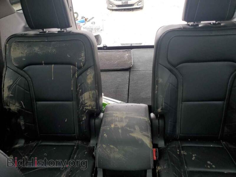 2018 Ford EXPLORER (VIN 1FM5K8HT7JGB26275) — photo 10 of 15