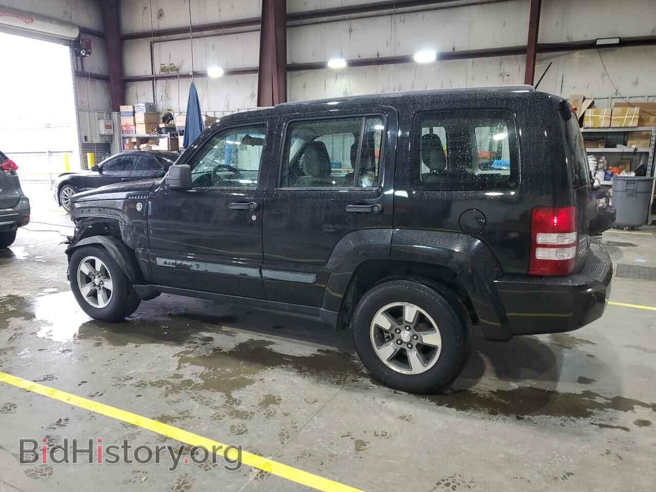 2008 JEEP LIBERTY - VIN: 1J8GN28K38W202026 - Фото 2