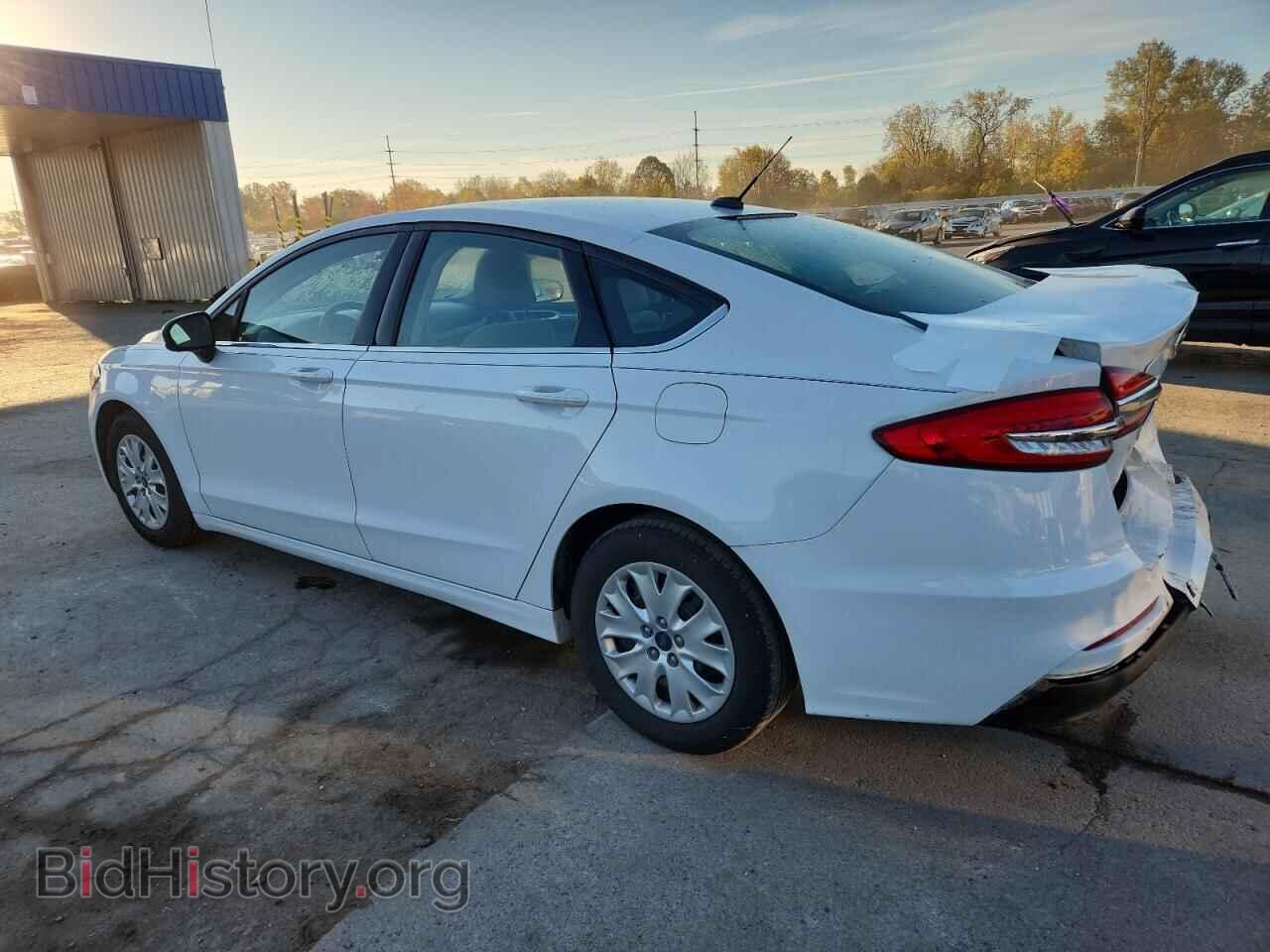 2019 FORD FUSION - VIN: 3FA6P0G74KR169567 - Фото 2