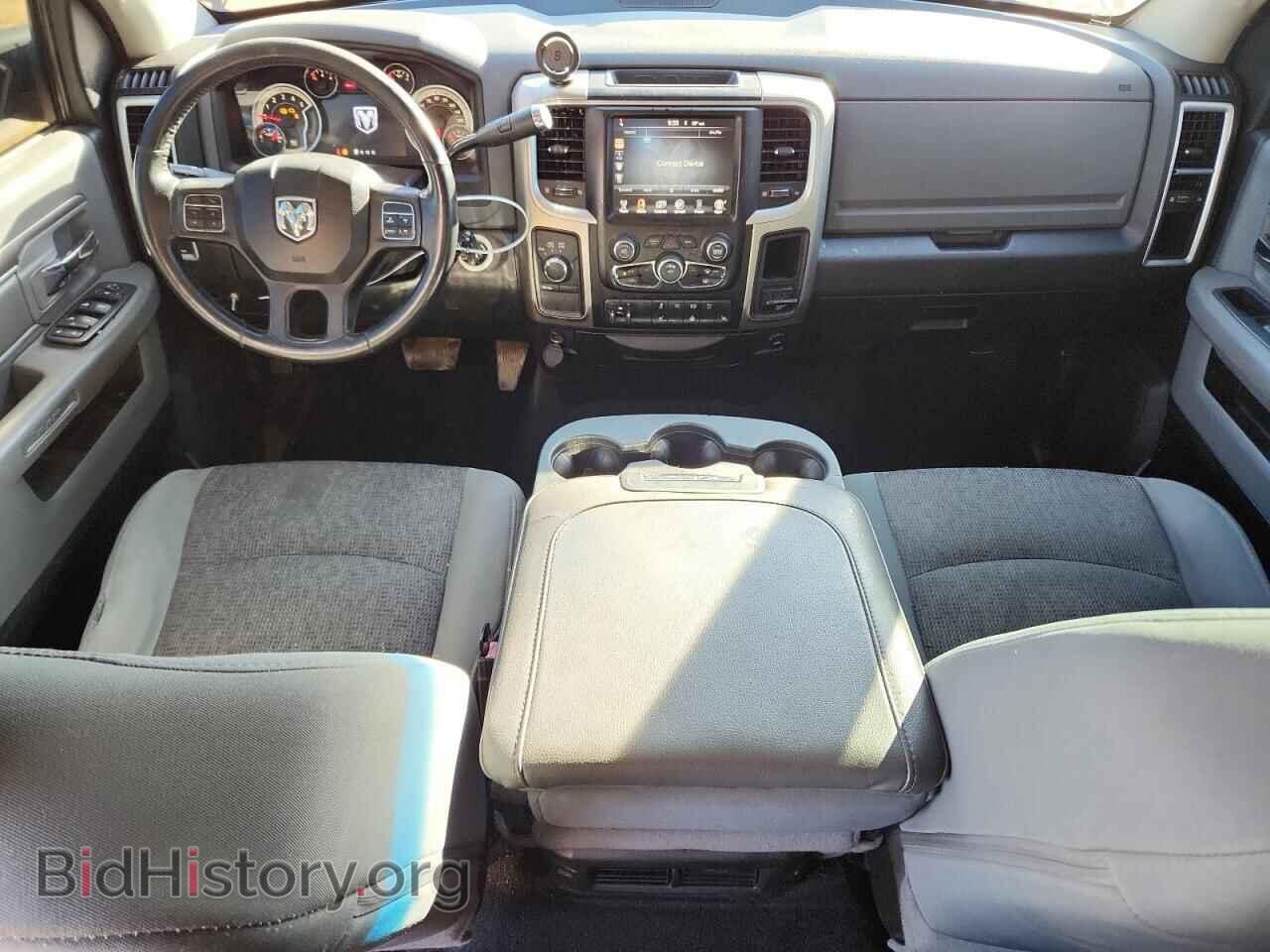 2014 RAM All Models - VIN: 3C6UR5DL8EG175504 - Photo 8