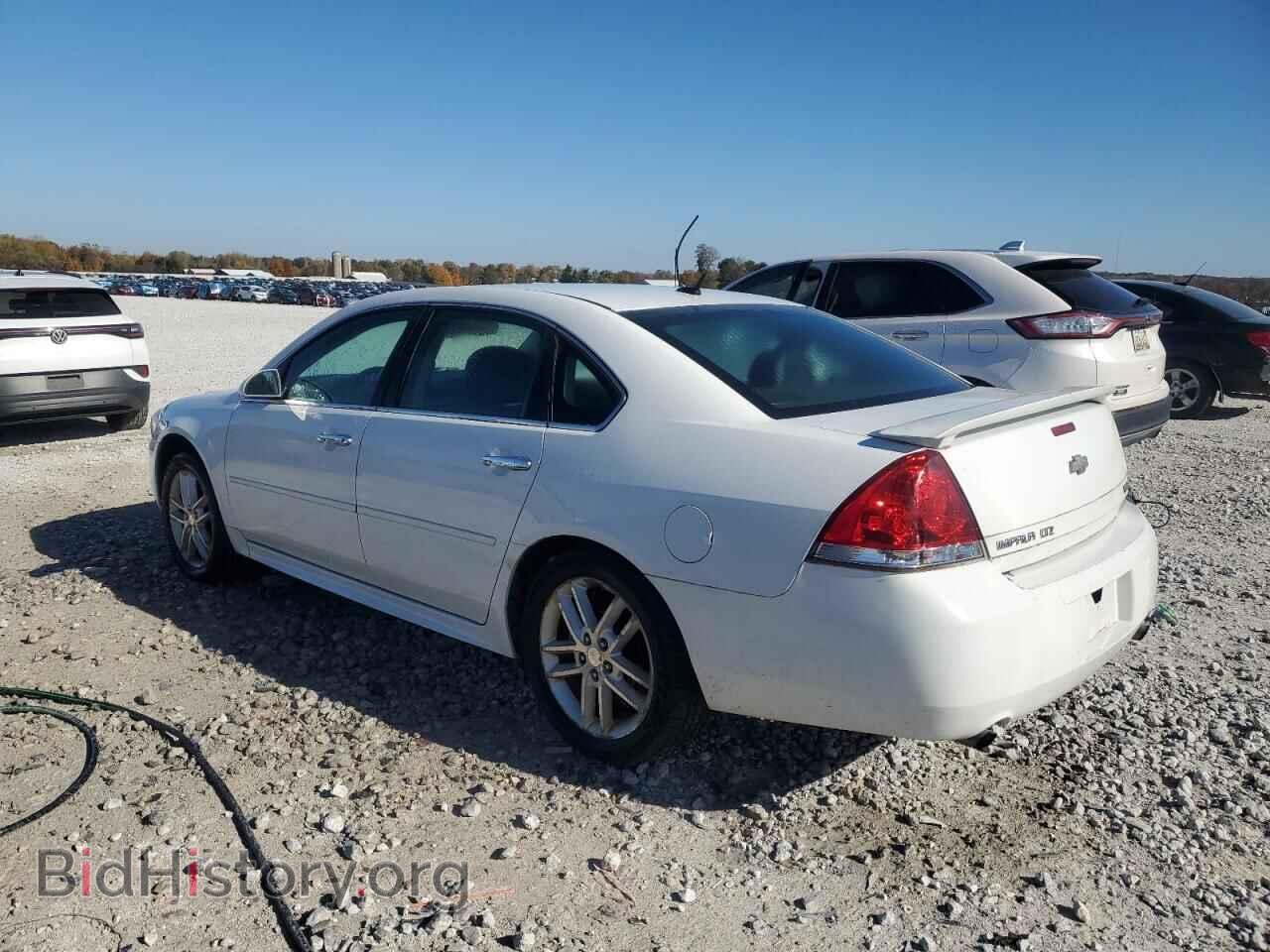 2012 CHEVROLET IMPALA - VIN: 2G1WC5E3XC1337083 - Фото 2
