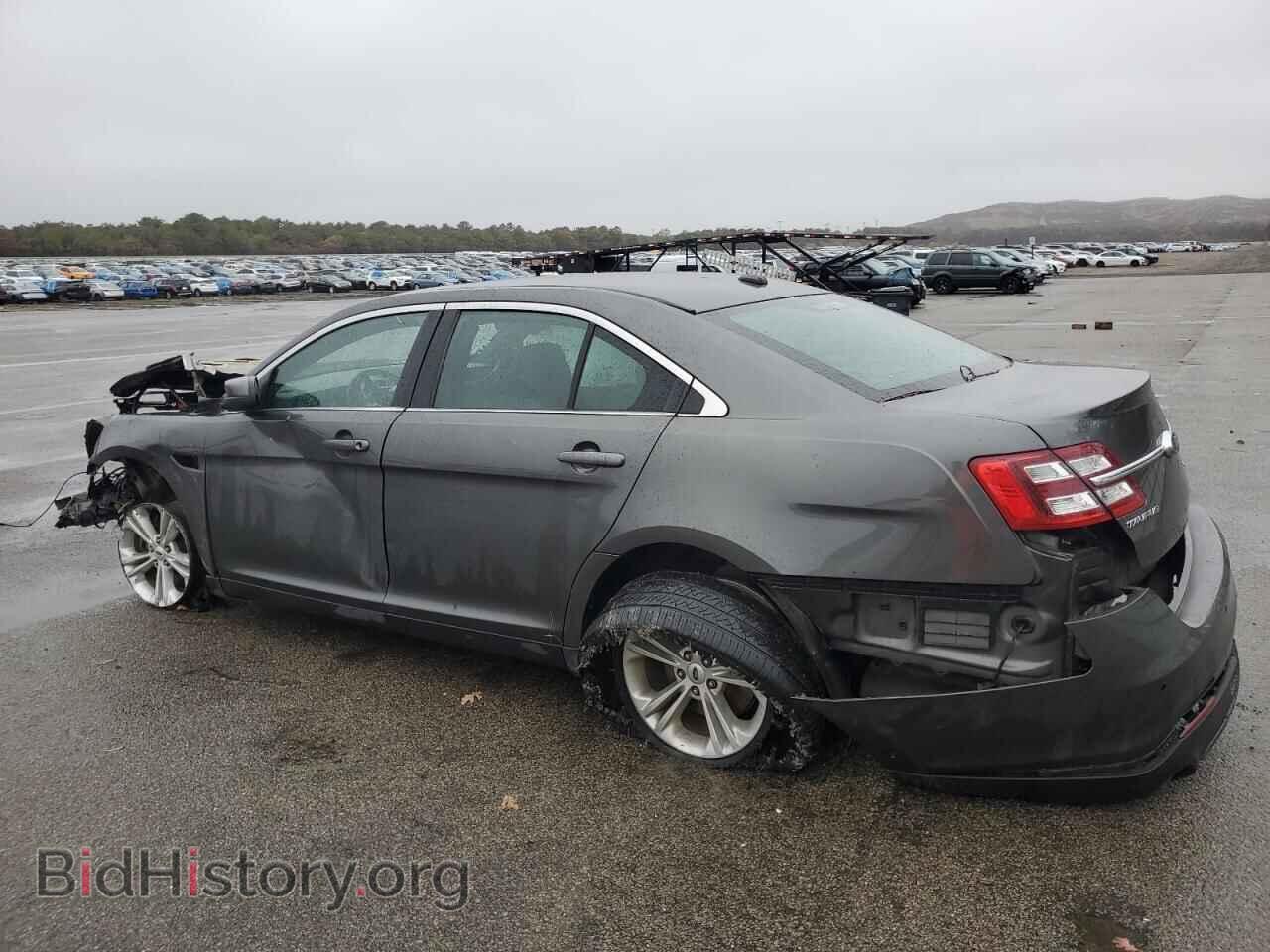 2018 FORD TAURUS - VIN: 1FAHP2E80JG107024 - Фото 2