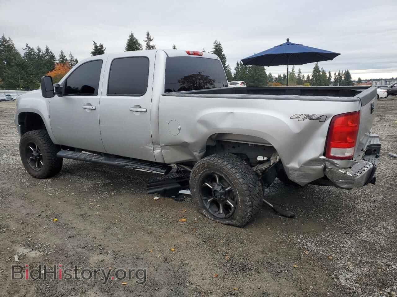 2013 GMC SIERRA - VIN: 1GT121C86DF242073 - Фото 2