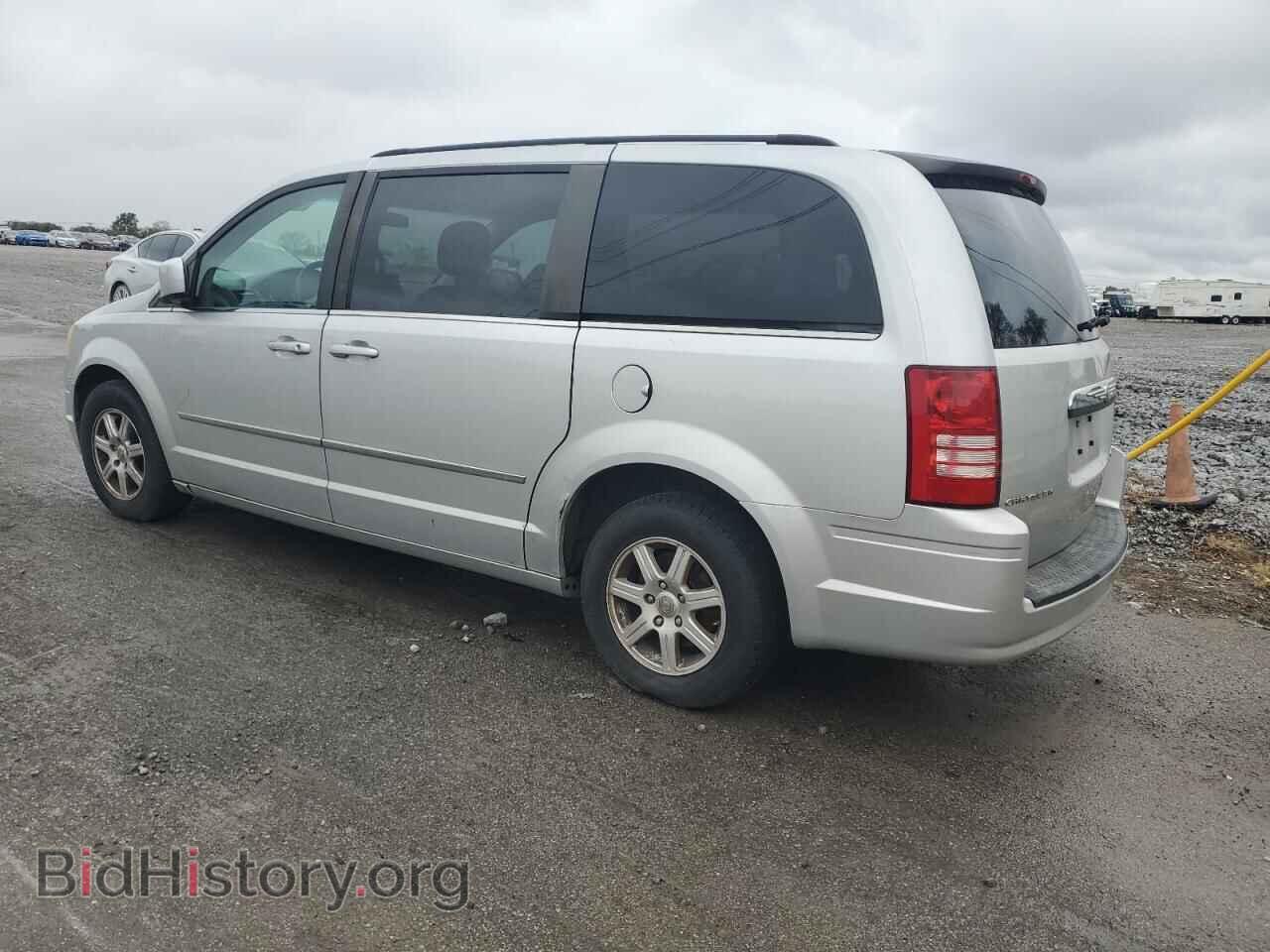 2010 CHRYSLER MINIVAN - VIN: 2A4RR5D18AR450557 - Фото 2