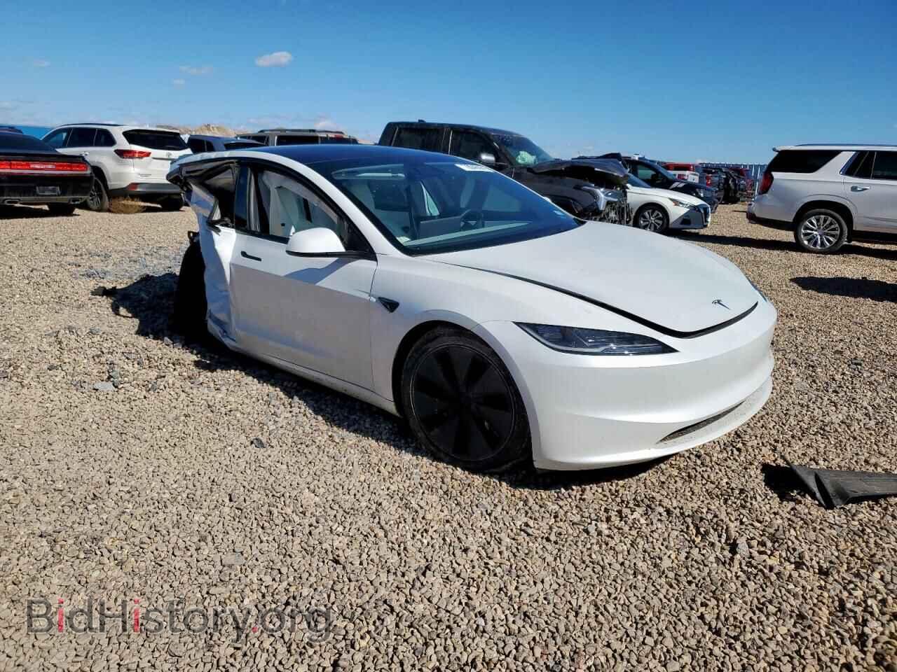 2025 TESLA MODEL 3 - VIN: 5YJ3E1EAXSF882661 - Фото 4